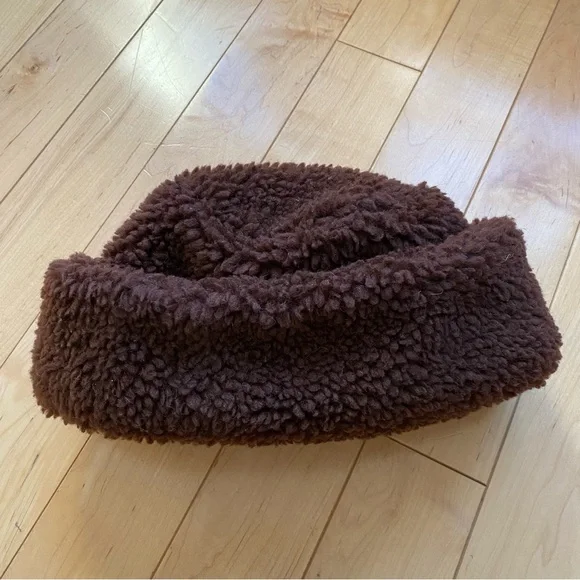 Women's Brown Fleece Hat - Picture 3 of 9